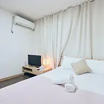 Sky Castle White J House 2